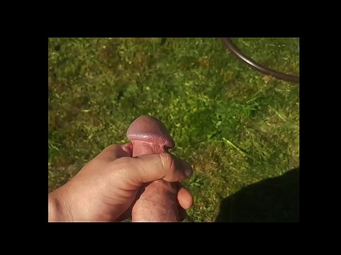 ❤️ ګرم hottie خپل ګلابي بلی fucked او د اوړي په باغ کې د squirt سره cums ترلاسه کوي ❤️❌ په ps.kutjeporno.ru